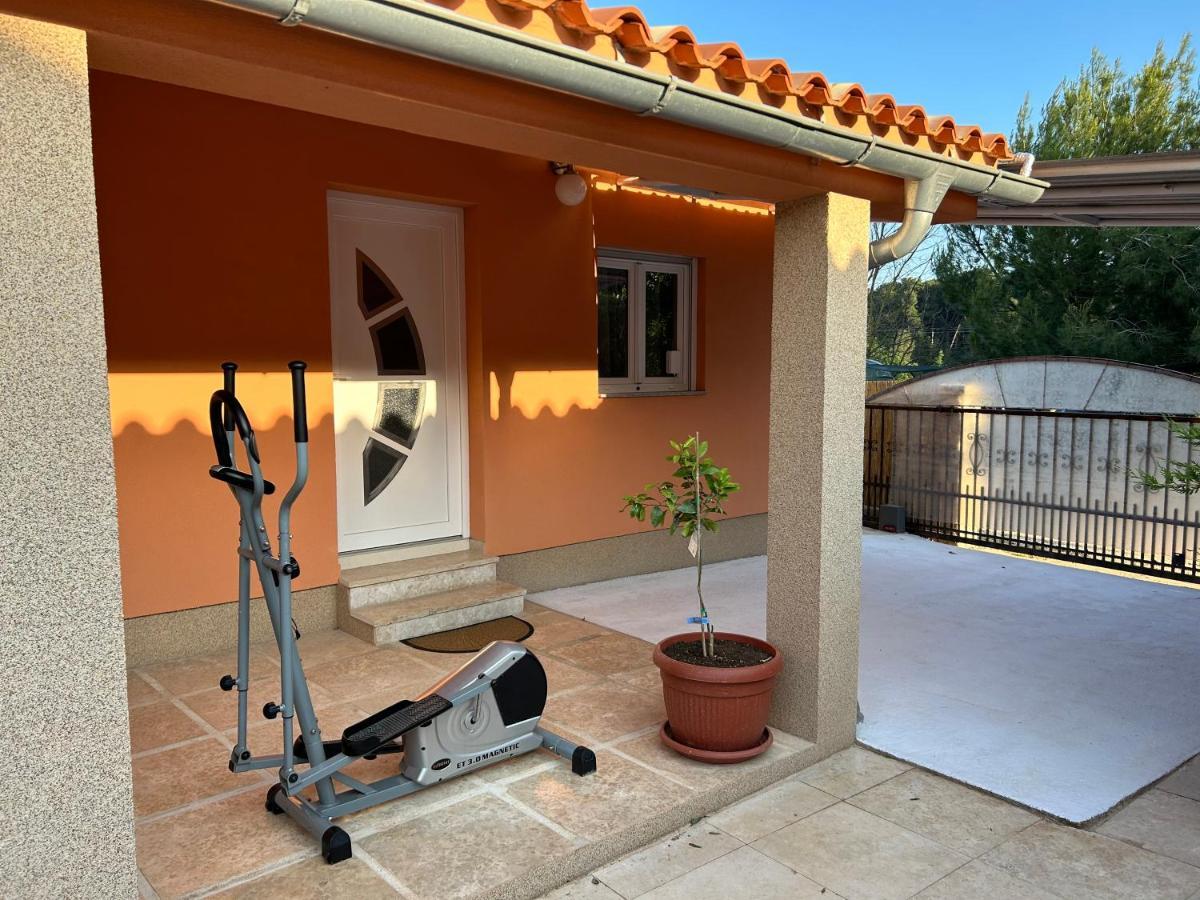 Villa Dora House With Wifi And Outdoor Swimming Pool Pola Esterno foto
