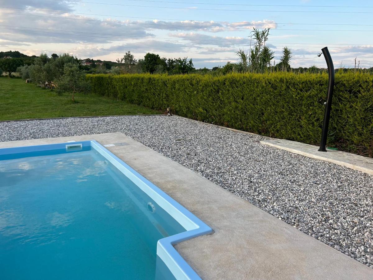 Villa Dora House With Wifi And Outdoor Swimming Pool Pola Esterno foto