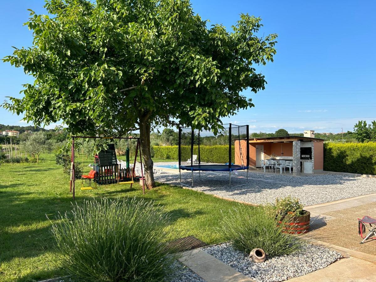 Villa Dora House With Wifi And Outdoor Swimming Pool Pola Esterno foto