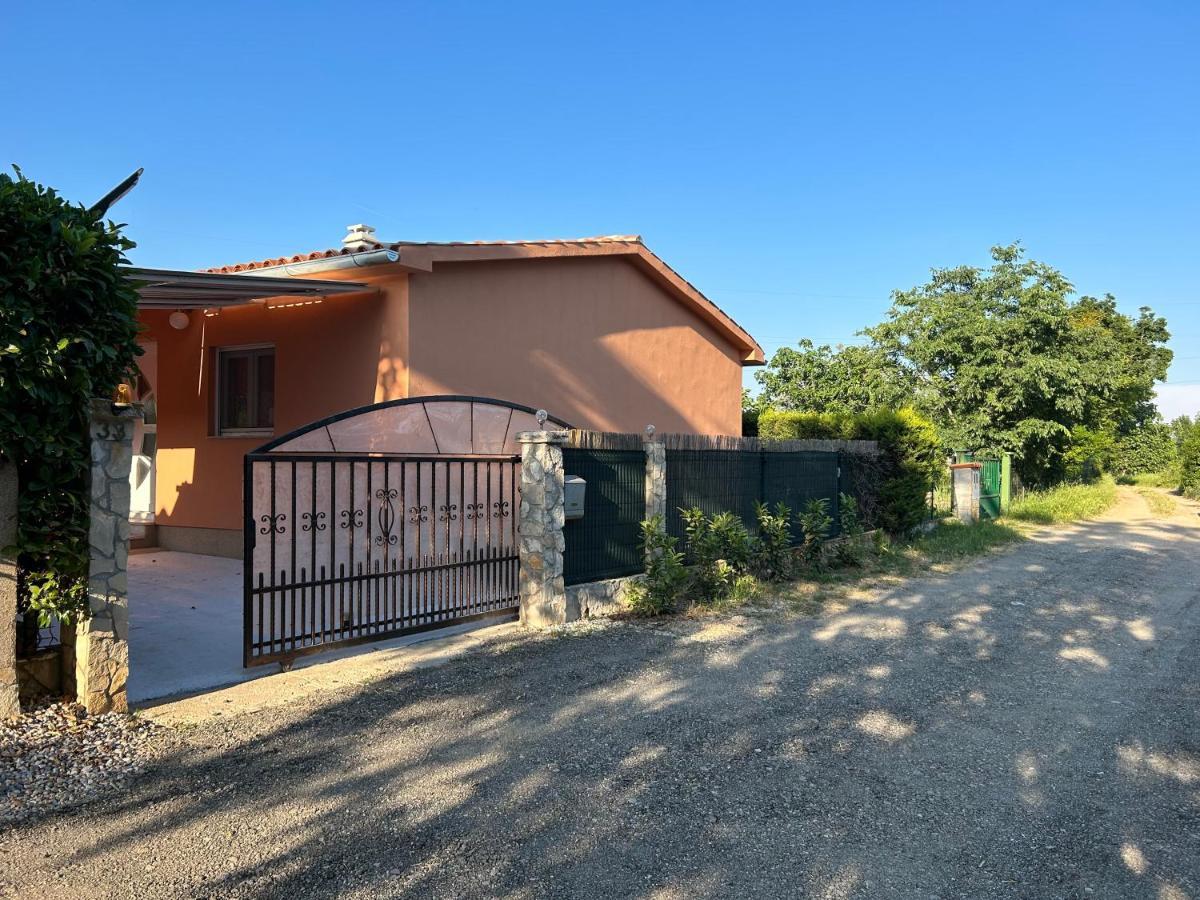 Villa Dora House With Wifi And Outdoor Swimming Pool Pola Esterno foto